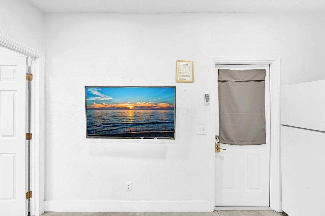 Boutique One Bdrm Close To Aventura Mall & Beach Hallandale Beach Bagian luar foto