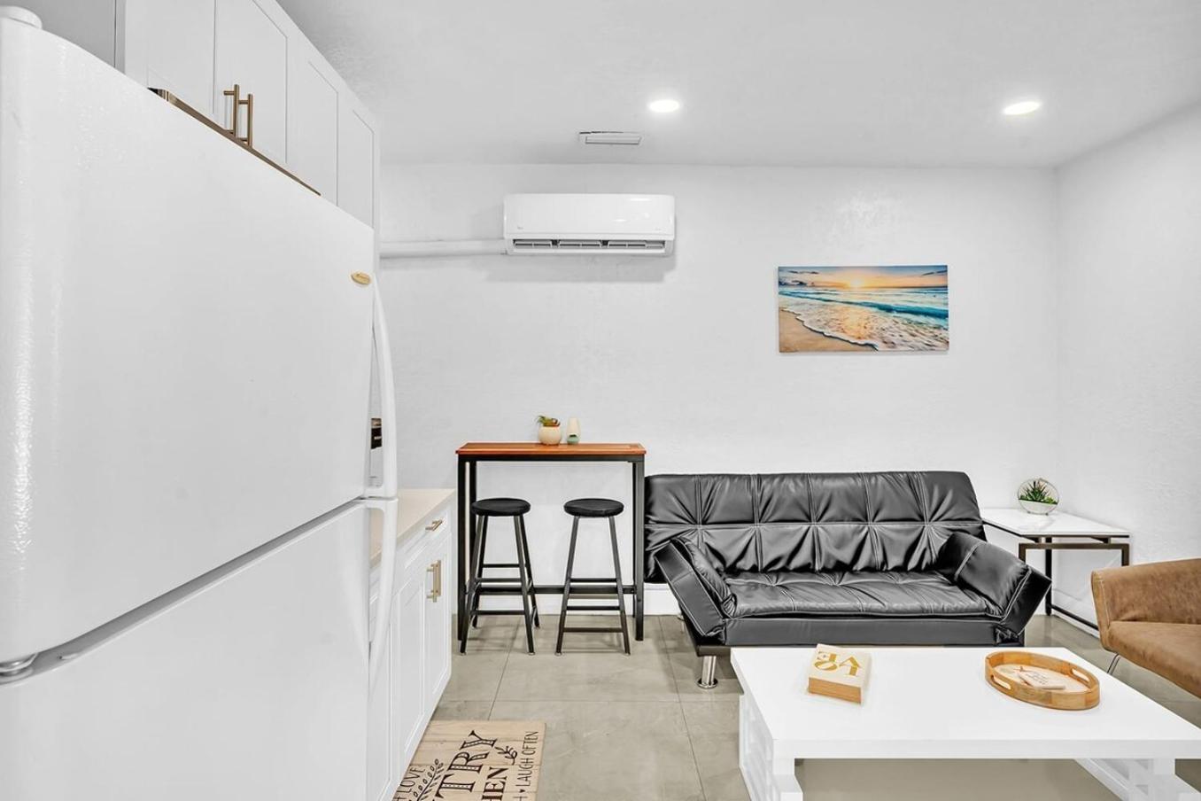 Boutique One Bdrm Close To Aventura Mall & Beach Hallandale Beach Bagian luar foto